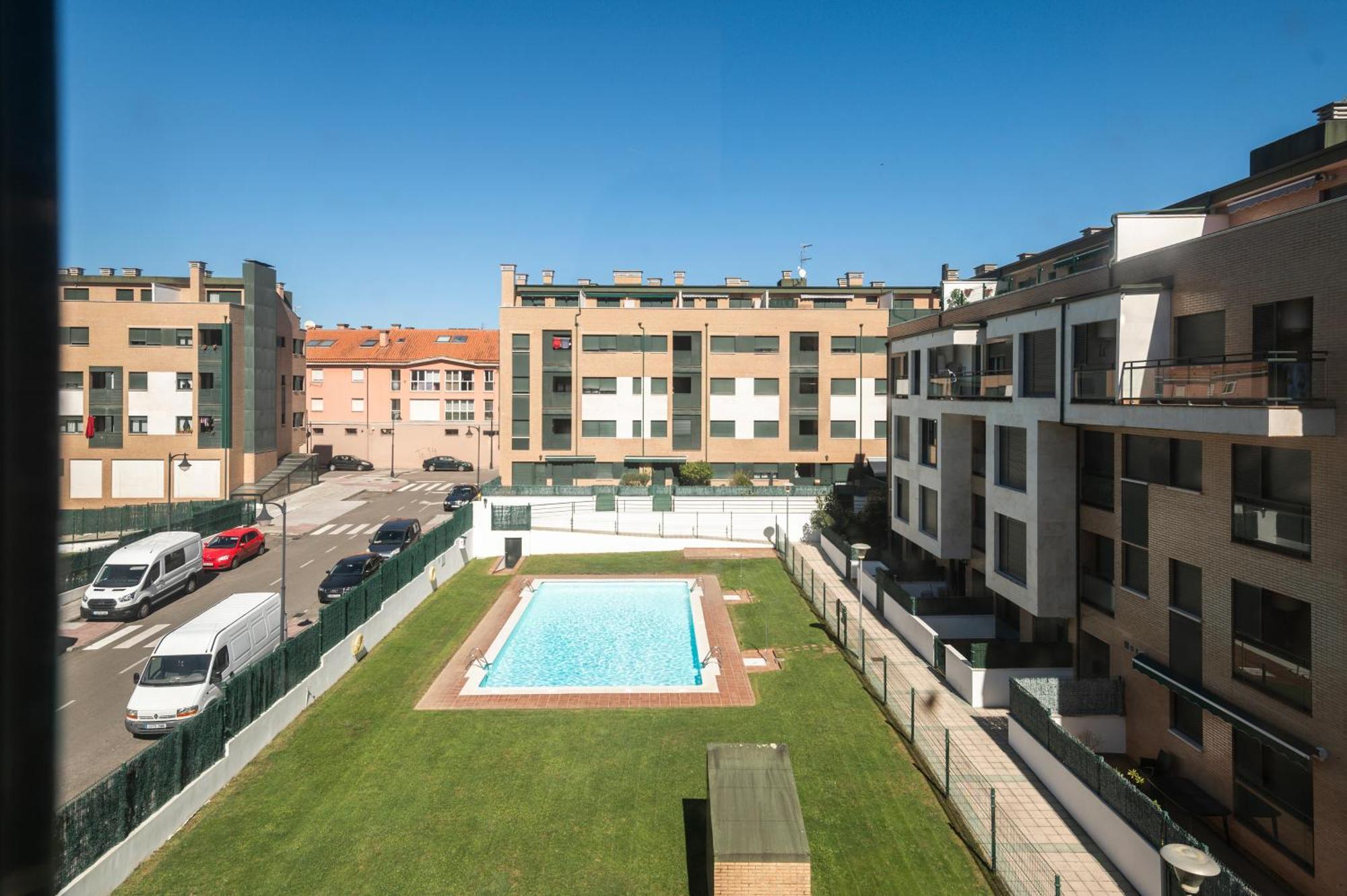 Tarantino, Apartamento Con Piscina, Playa A 3 Km Vut-2505-As 利亚内斯 外观 照片