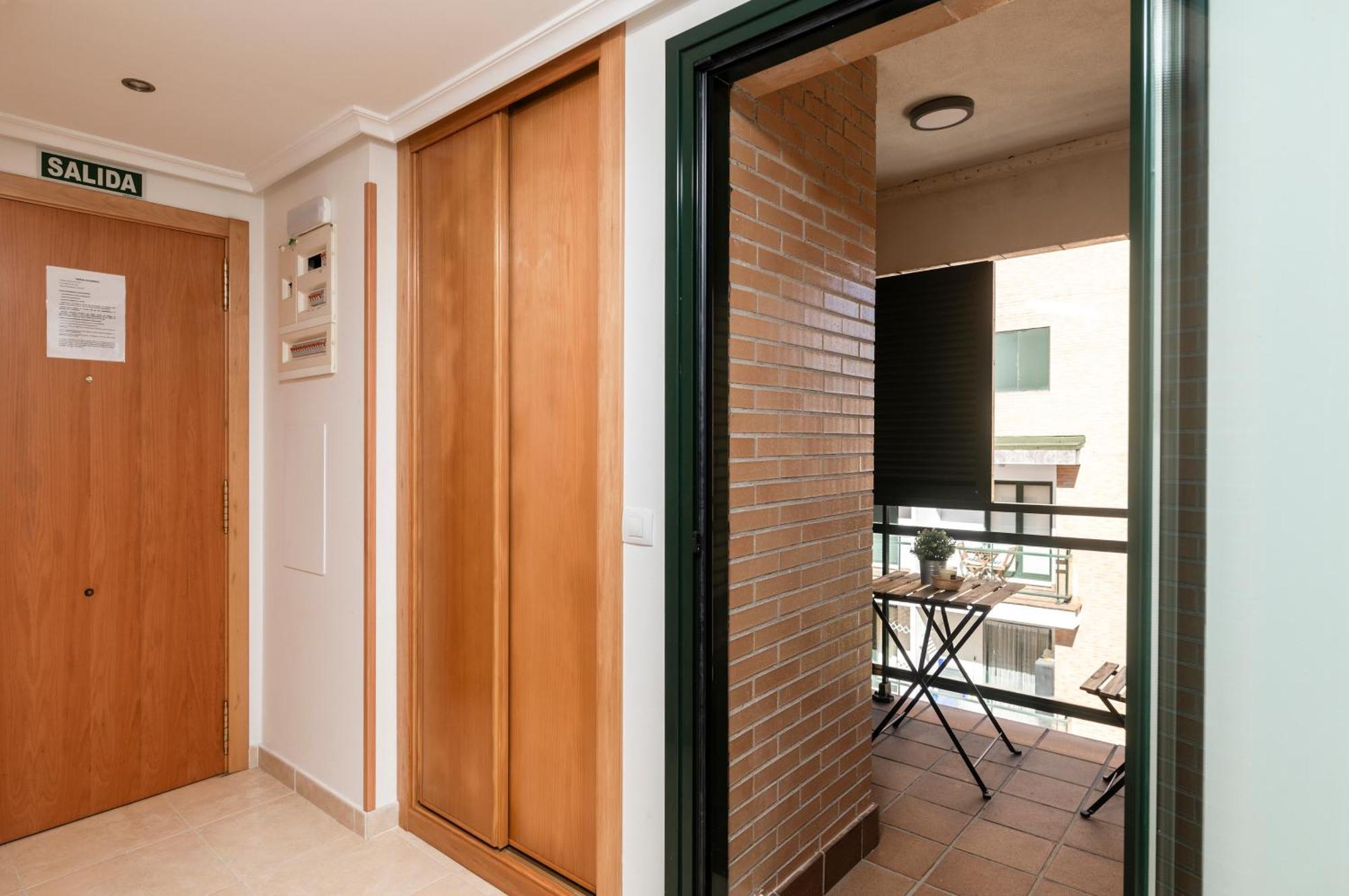 Tarantino, Apartamento Con Piscina, Playa A 3 Km Vut-2505-As 利亚内斯 外观 照片