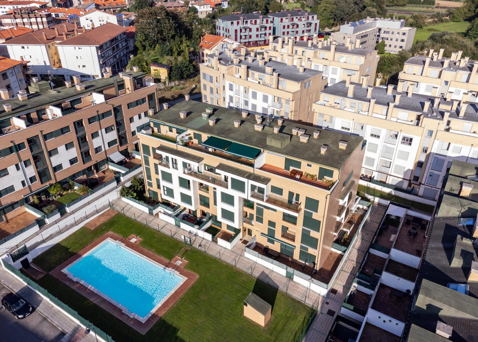 Tarantino, Apartamento Con Piscina, Playa A 3 Km Vut-2505-As 利亚内斯 外观 照片